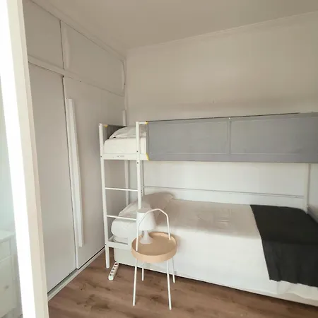 Apartment White House Parede